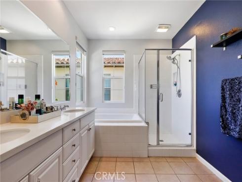111  Bumblebee  , Irvine, CA