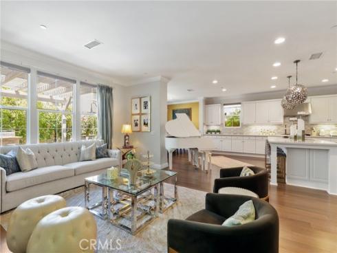 111  Bumblebee  , Irvine, CA
