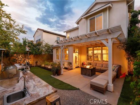 111  Bumblebee  , Irvine, CA