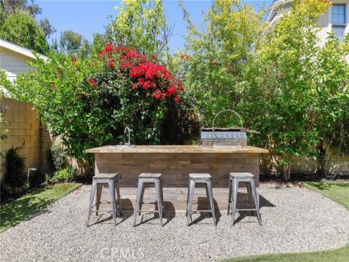 111  Bumblebee  , Irvine, CA