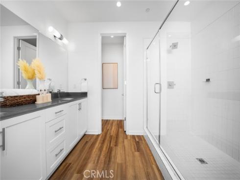 122 Schick , Irvine, CA