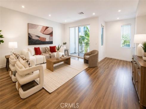 122 Schick , Irvine, CA