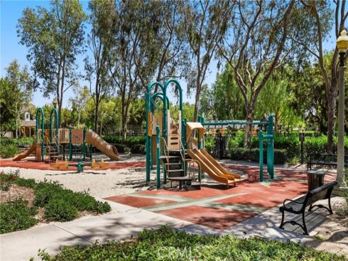 15 Bel Springs , Irvine, CA