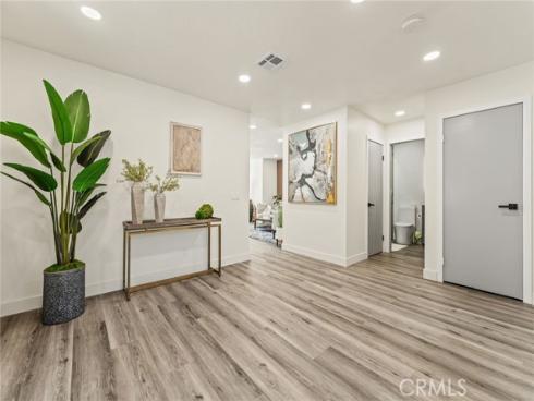 9 Southampton , Irvine, CA
