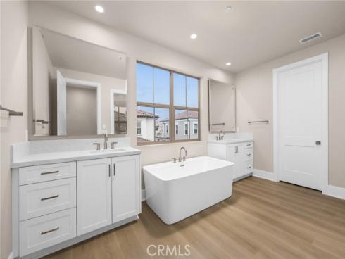 206  Mistwater  , Irvine, CA