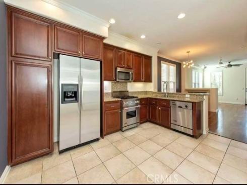 12  Tall Oak  , Irvine, CA