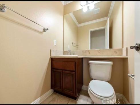 12  Tall Oak  , Irvine, CA
