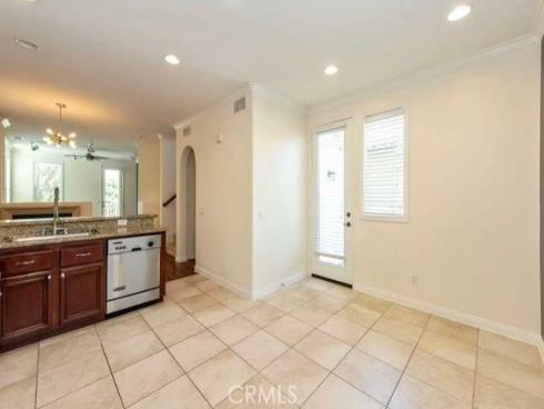 12  Tall Oak  , Irvine, CA