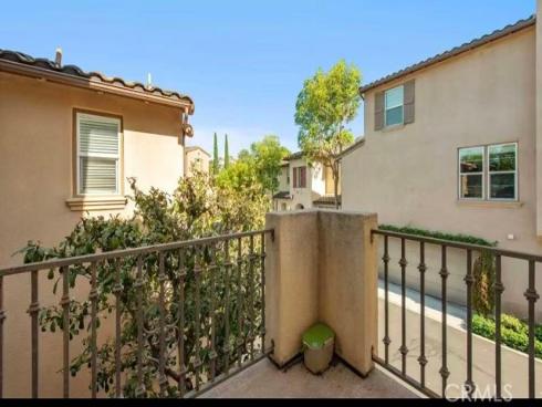 12  Tall Oak  , Irvine, CA