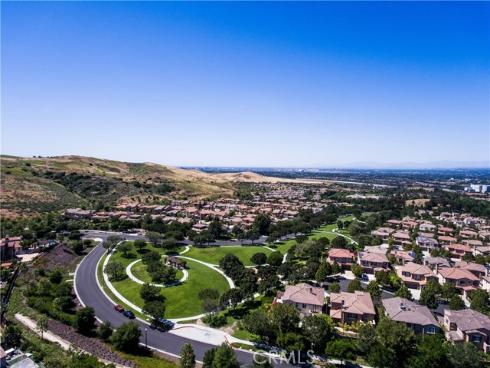 229  Dewdrop  , Irvine, CA