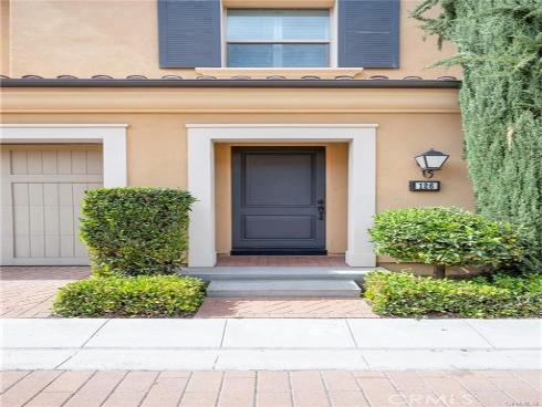 126 Gulfstream , Irvine, CA