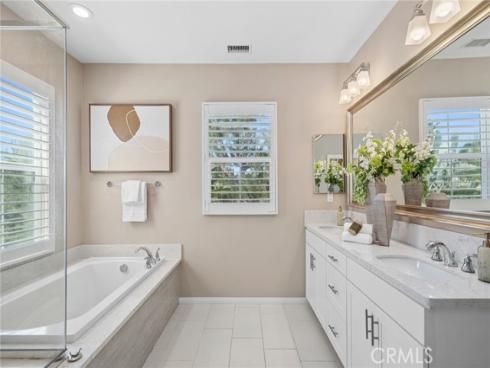 131 Waterleaf , Irvine, CA