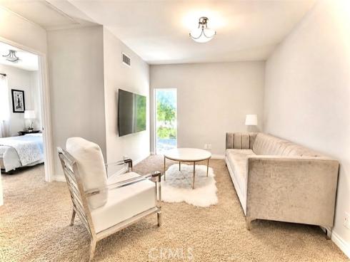 10 Sunflower , Irvine, CA