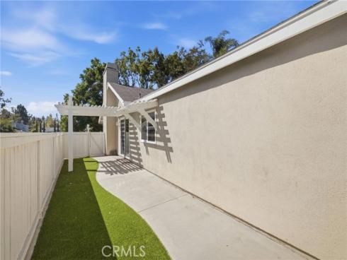 23 Spring Buck , Irvine, CA