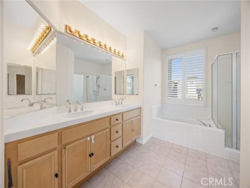 43 Del Carlo , Irvine, CA