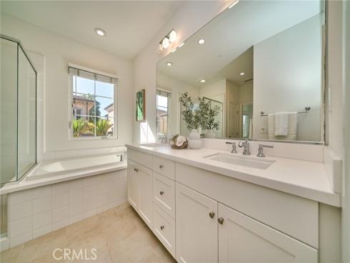 53 Open Range , Irvine, CA