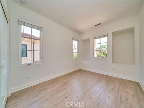 53 Open Range , Irvine, CA