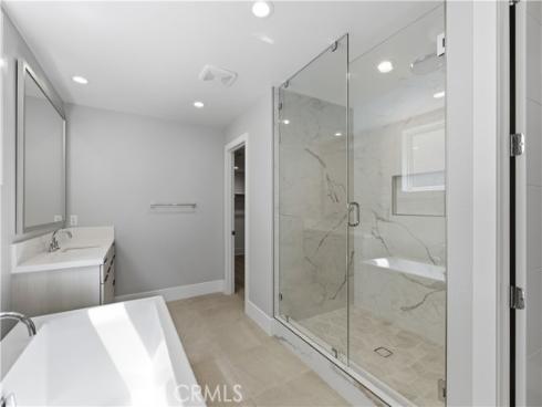 156  Apron  , Irvine, CA