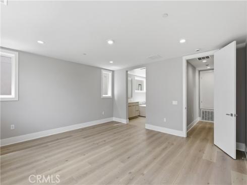 156  Apron  , Irvine, CA