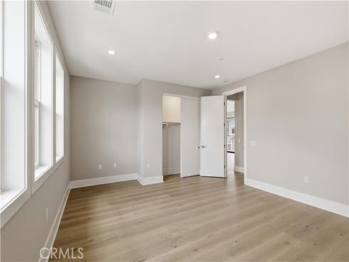 156  Apron  , Irvine, CA