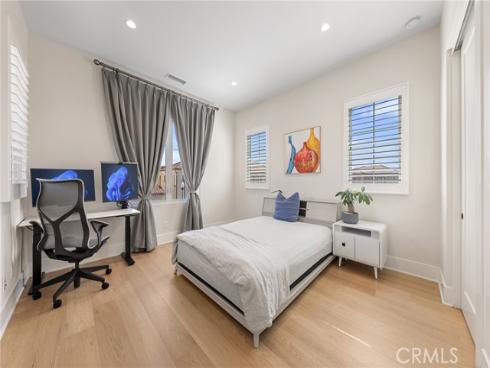 115  Green Rdg  , Irvine, CA