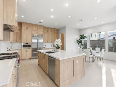 108  Oakstone  , Irvine, CA