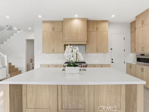 108  Oakstone  , Irvine, CA