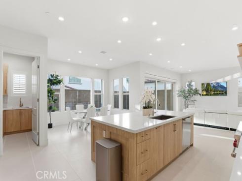 108  Oakstone  , Irvine, CA