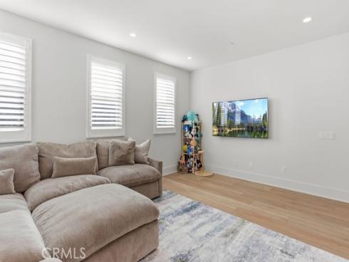 108  Oakstone  , Irvine, CA