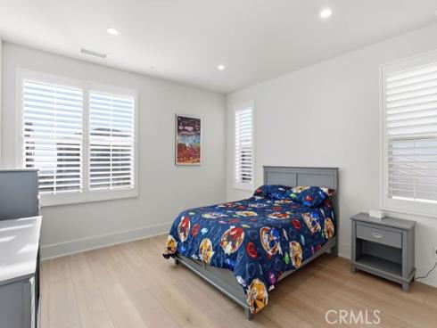 108  Oakstone  , Irvine, CA