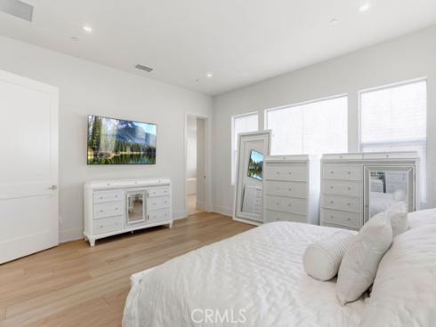 108  Oakstone  , Irvine, CA