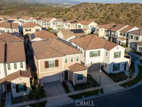 108  Oakstone  , Irvine, CA