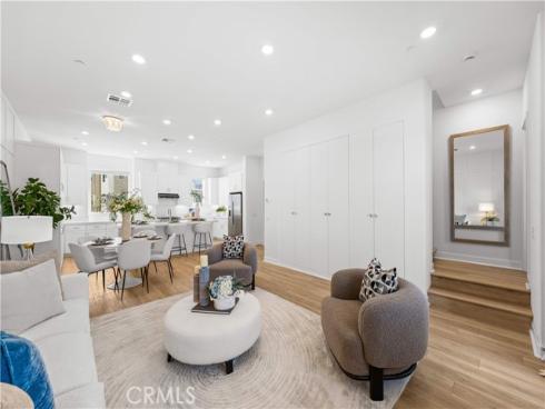 275 Sash , Irvine, CA