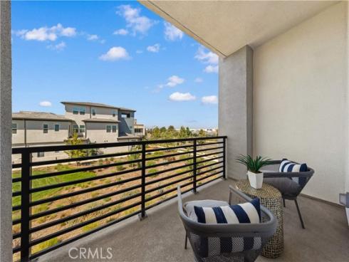 275 Sash , Irvine, CA
