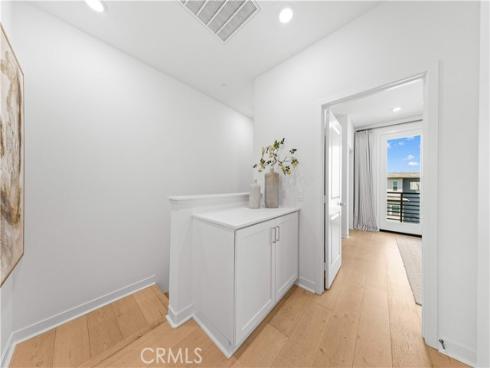 275 Sash , Irvine, CA