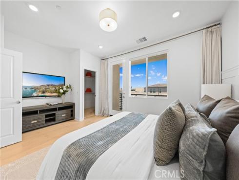 275 Sash , Irvine, CA