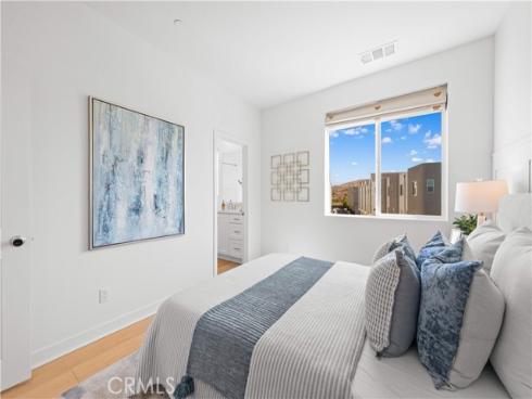 275 Sash , Irvine, CA