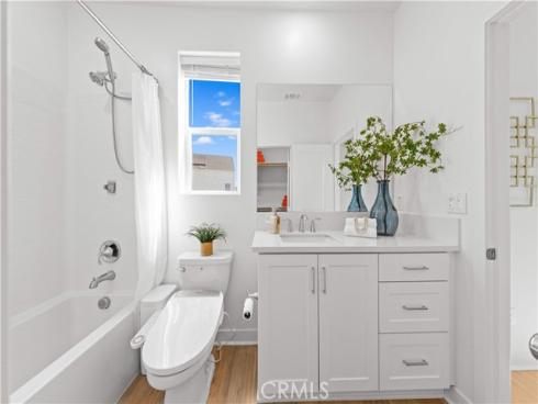 275 Sash , Irvine, CA