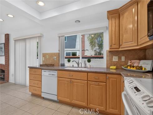 5 Tiger , Irvine, CA