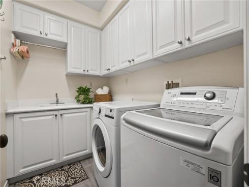 14  Buellton  , Irvine, CA