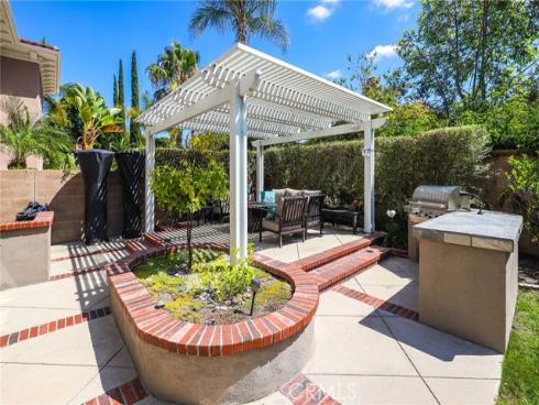 14  Buellton  , Irvine, CA