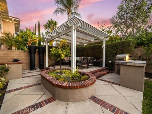 14  Buellton  , Irvine, CA