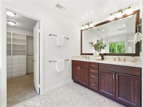 81 Linhaven , Irvine, CA