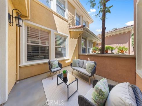 111 Chantilly , Irvine, CA