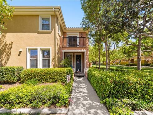 111 Chantilly , Irvine, CA