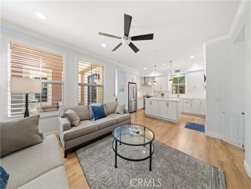 111 Chantilly , Irvine, CA