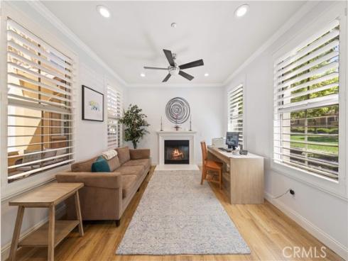 111 Chantilly , Irvine, CA