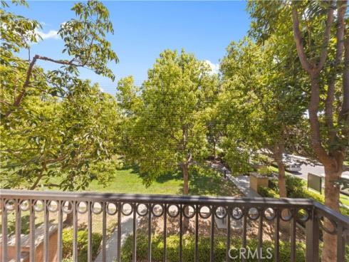 111 Chantilly , Irvine, CA