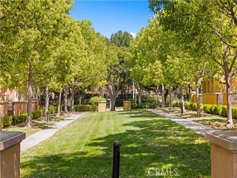 111 Chantilly , Irvine, CA