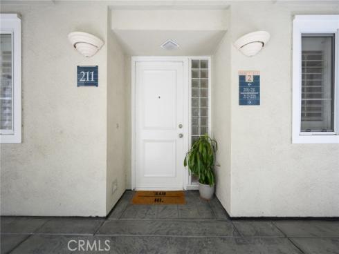 2243  Martin  211 , Irvine, CA